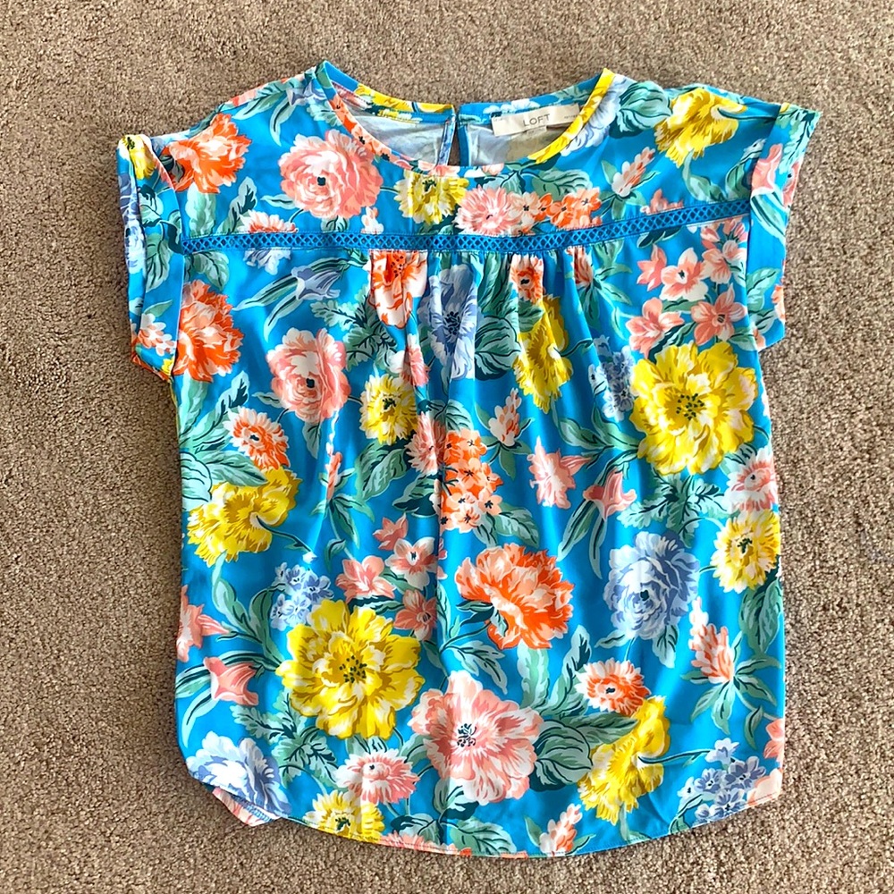 Loft  Petite XS Mixed Top